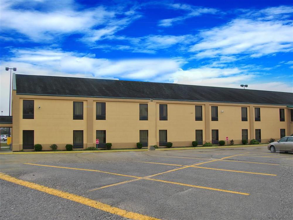Executive Inn & Suites Breaux Bridge, La Bagian luar foto